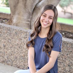 Meet your Posher, Alicia